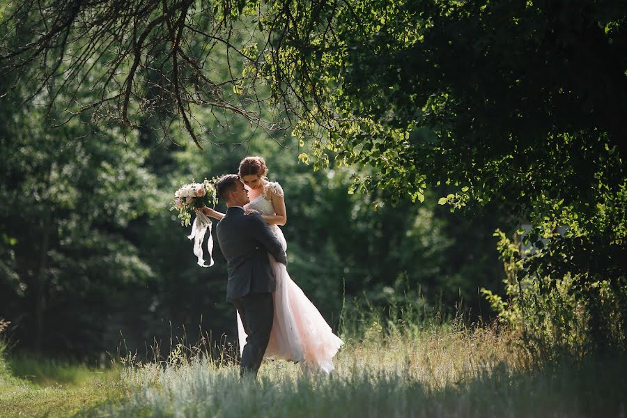 Fotografo di matrimoni Tolik Boev (tolikboev). Foto del 7 agosto 2017