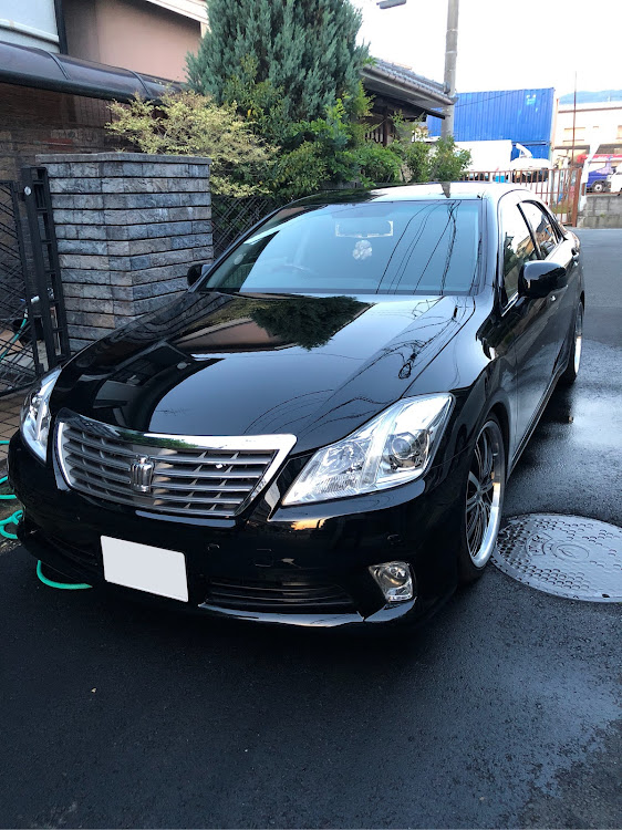 クラウンロイヤルのホリデースタイル・エムズガレージ・DIY・洗車に関するカスタム事例の投稿画像1枚目