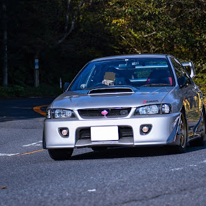 インプレッサ WRX STI GC8