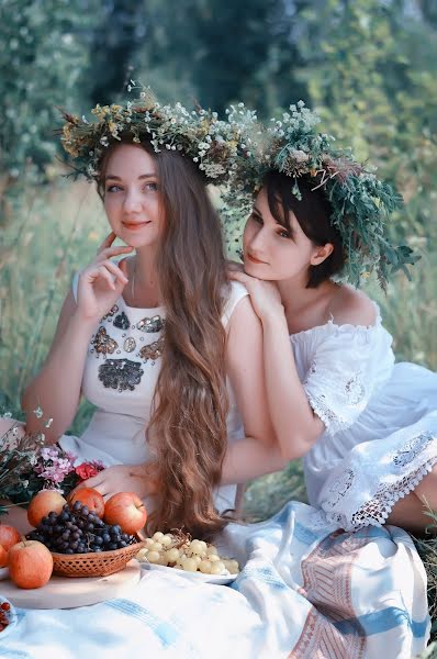 Wedding photographer Irina Poverennova (iriskaboo). Photo of 10 June 2019