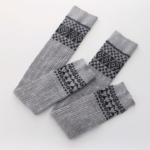 Title 5, Autumn and Winter Warm Pile Foot Socks. Experie...