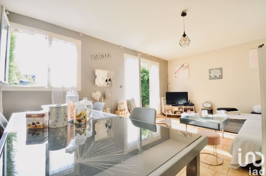 Vente maison 4 pièces 75 m² à Varennes-sur-Seine (77130), 177 000 €