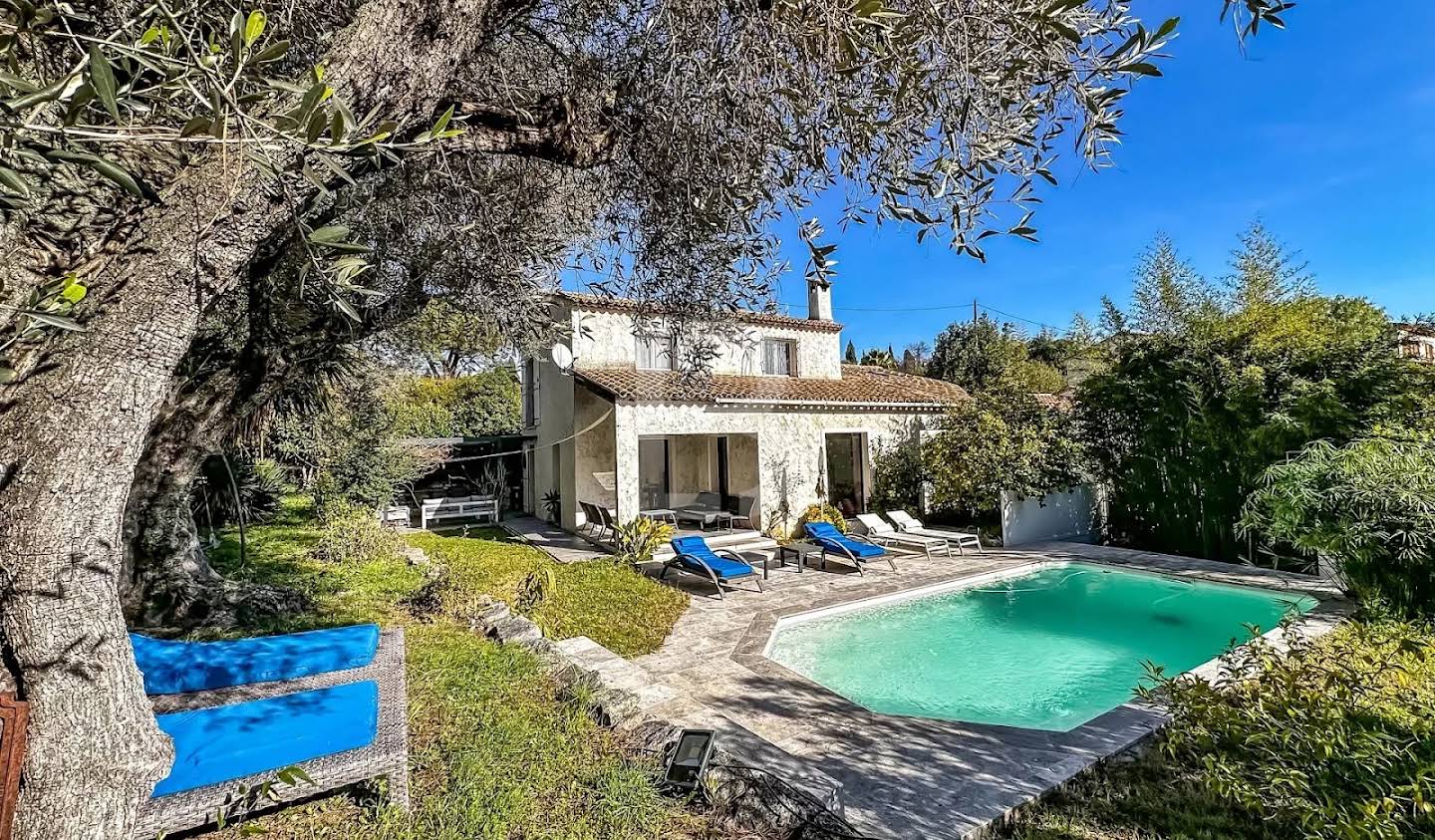 House with pool Mougins