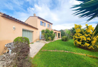 Villa with pool and terrace 2