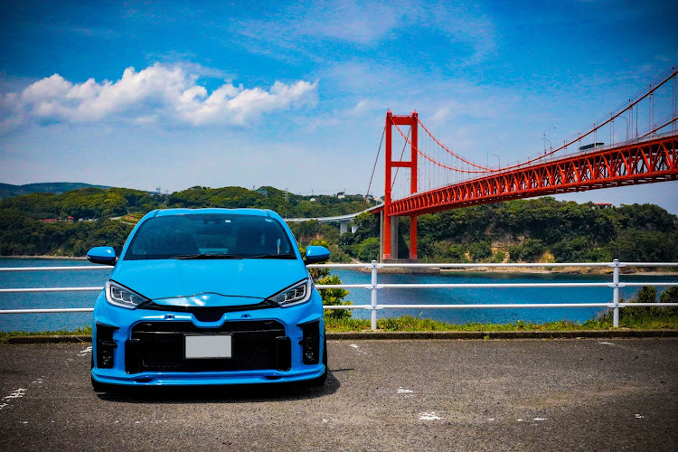 ヤリスのヤリス・カメ活・EOS R・平戸大橋・「愛車とコラボショット」に関するカスタム事例の投稿画像2枚目
