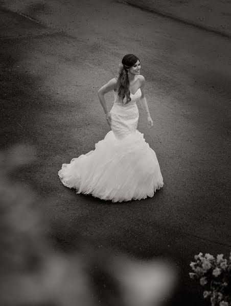 Fotografo di matrimoni Elena De La Puente González (delapuente). Foto del 18 dicembre 2018