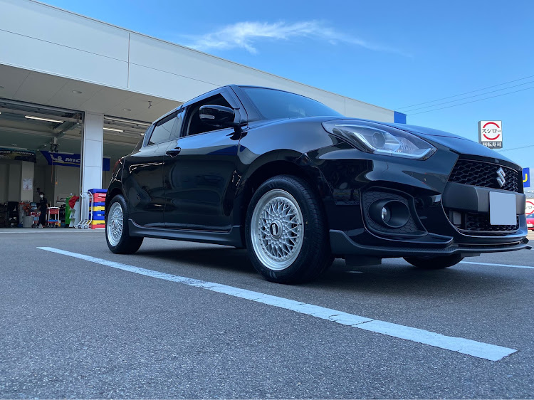 スイフトスポーツのスイフトスポーツ・ZC33S・swiftsport・BBSに関するカスタム事例の投稿画像1枚目