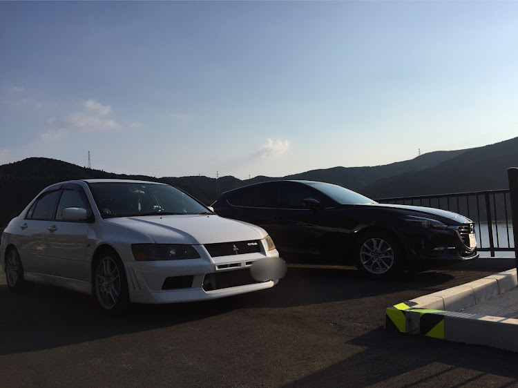ランサーエボリューションのドライブ・アクセラスポーツに関するカスタム事例の投稿画像1枚目