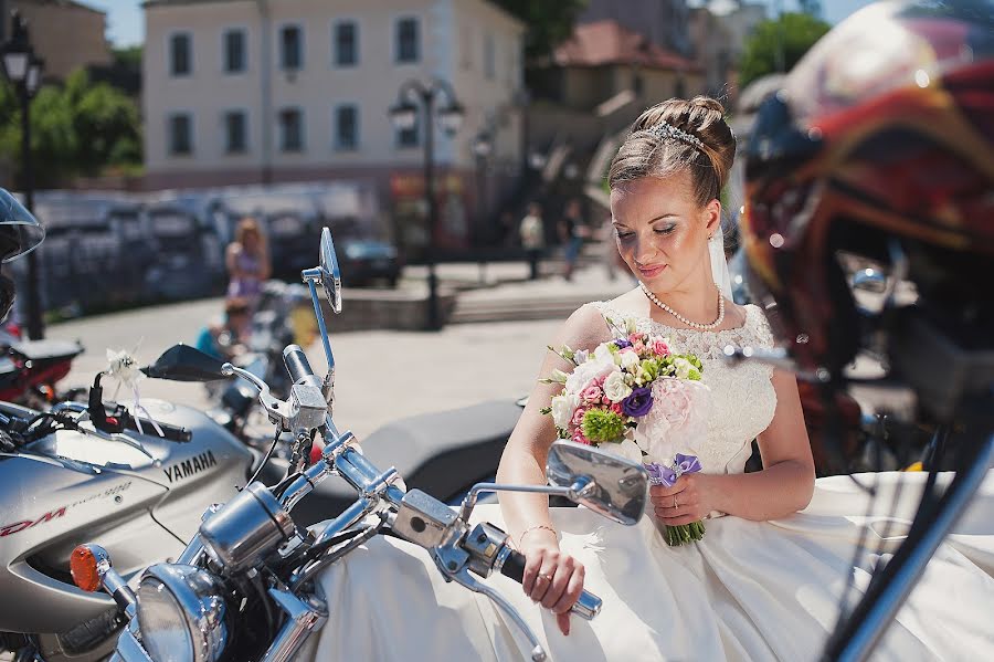 Fotógrafo de casamento Aleksandr Ravlyuk (ravlyuk). Foto de 9 de setembro 2015