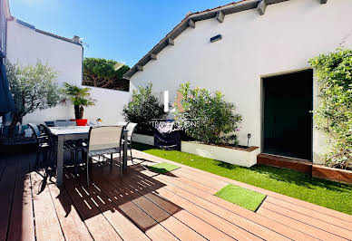 Maison avec piscine et terrasse 15