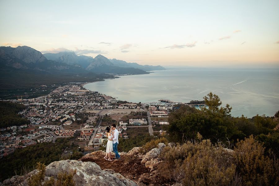 Wedding photographer Ekaterina Knopikova (knopikovakatya). Photo of 1 November 2017