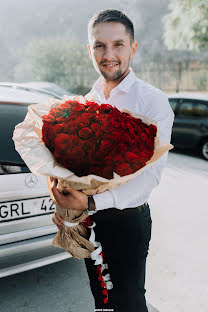 Hääkuvaaja Nikolay Butuk (nicolaebutuc). Kuva otettu 4. toukokuuta 2017