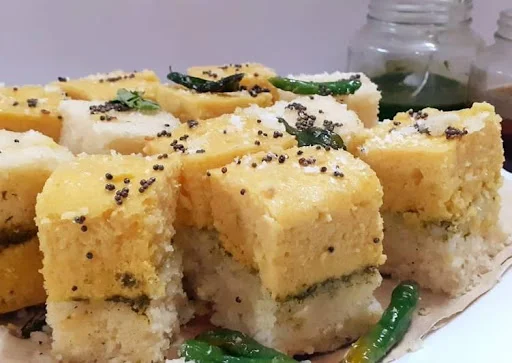 Sandwich Dhokla