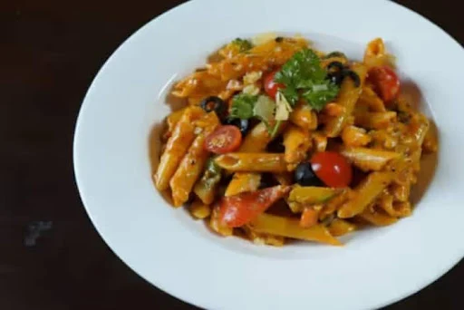 Non Veg Indiana Tadka Pasta