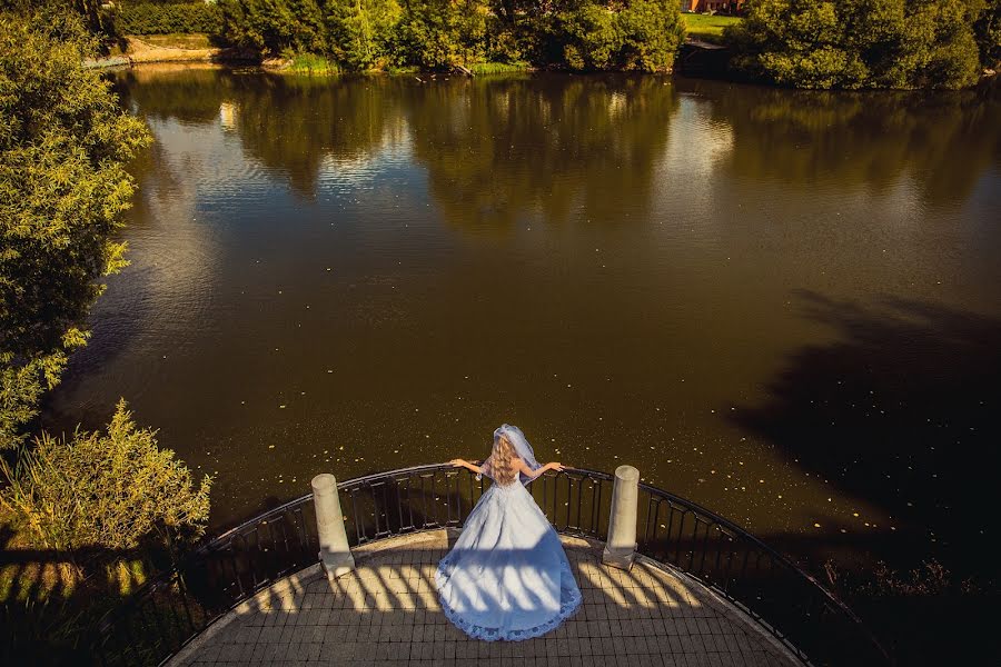 Fotógrafo de bodas Denis Kubrak (grafoto). Foto del 4 de febrero 2016