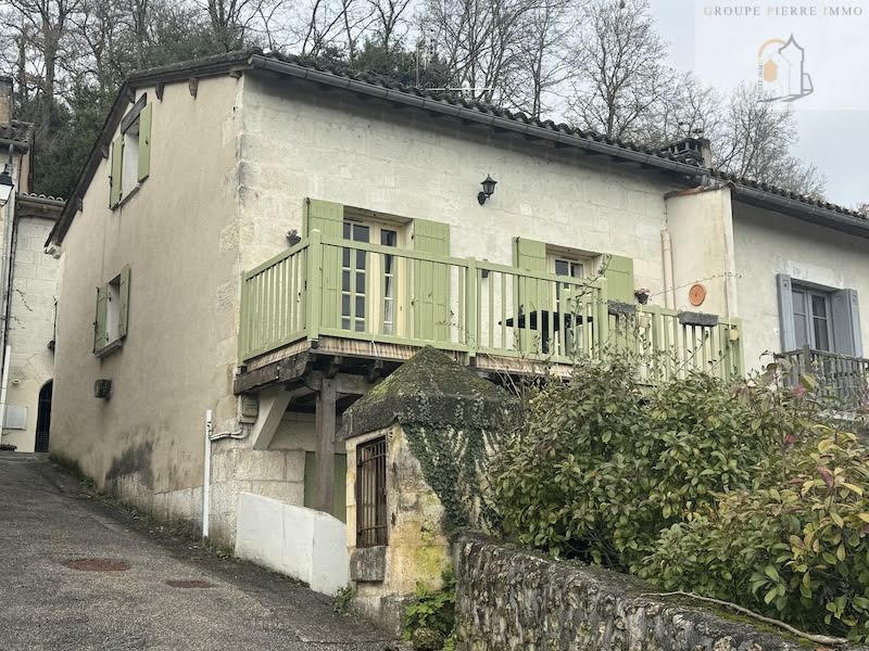 Vente maison 3 pièces 92 m² à Aubeterre-sur-Dronne (16390), 178 500 €