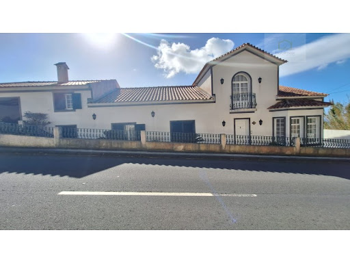 Maison avec jardin et terrasse 3