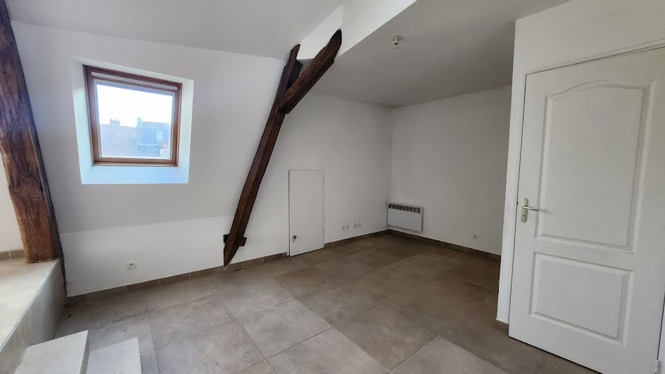 Vente appartement 1 pièce 29.6 m² à Montargis (45200), 55 000 €