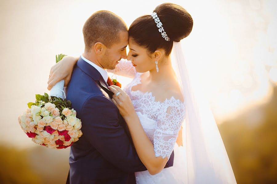 Wedding photographer Venera Salidinova (vinera). Photo of 12 November 2015