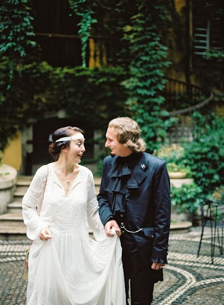Nhiếp ảnh gia ảnh cưới Stasya Burnashova (stasyaburnashova). Ảnh của 19 tháng 2 2017