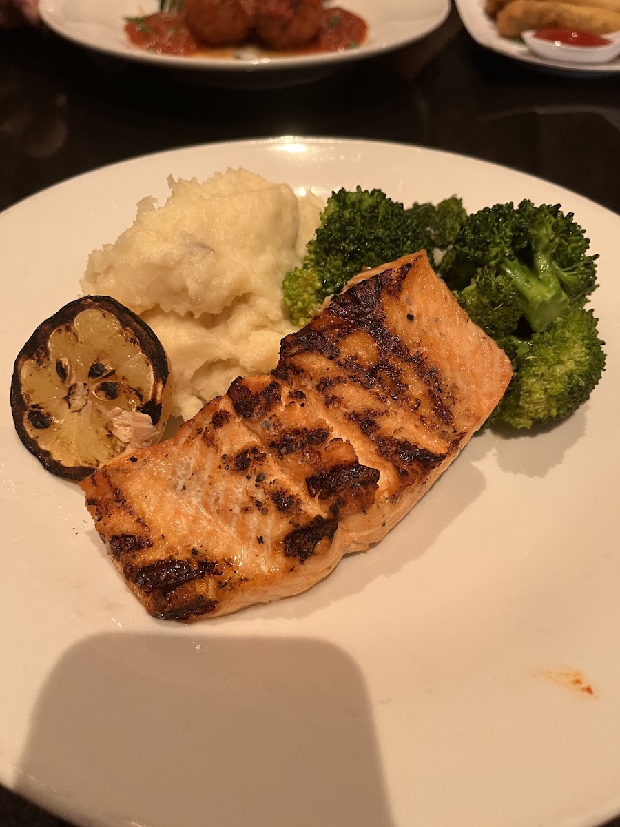 Simple Salmon Entree