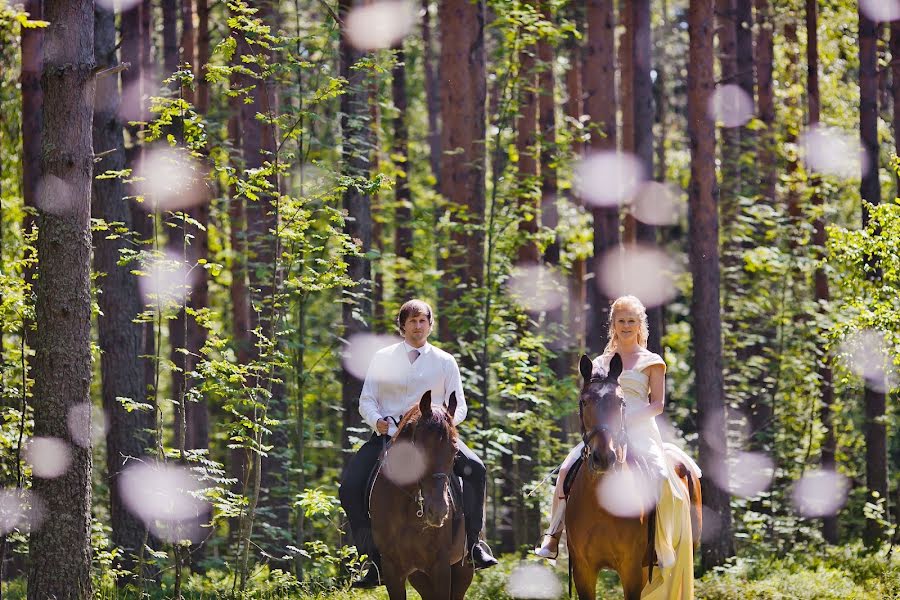 Wedding photographer Andrey Konovalov (weddingrus). Photo of 26 April 2013