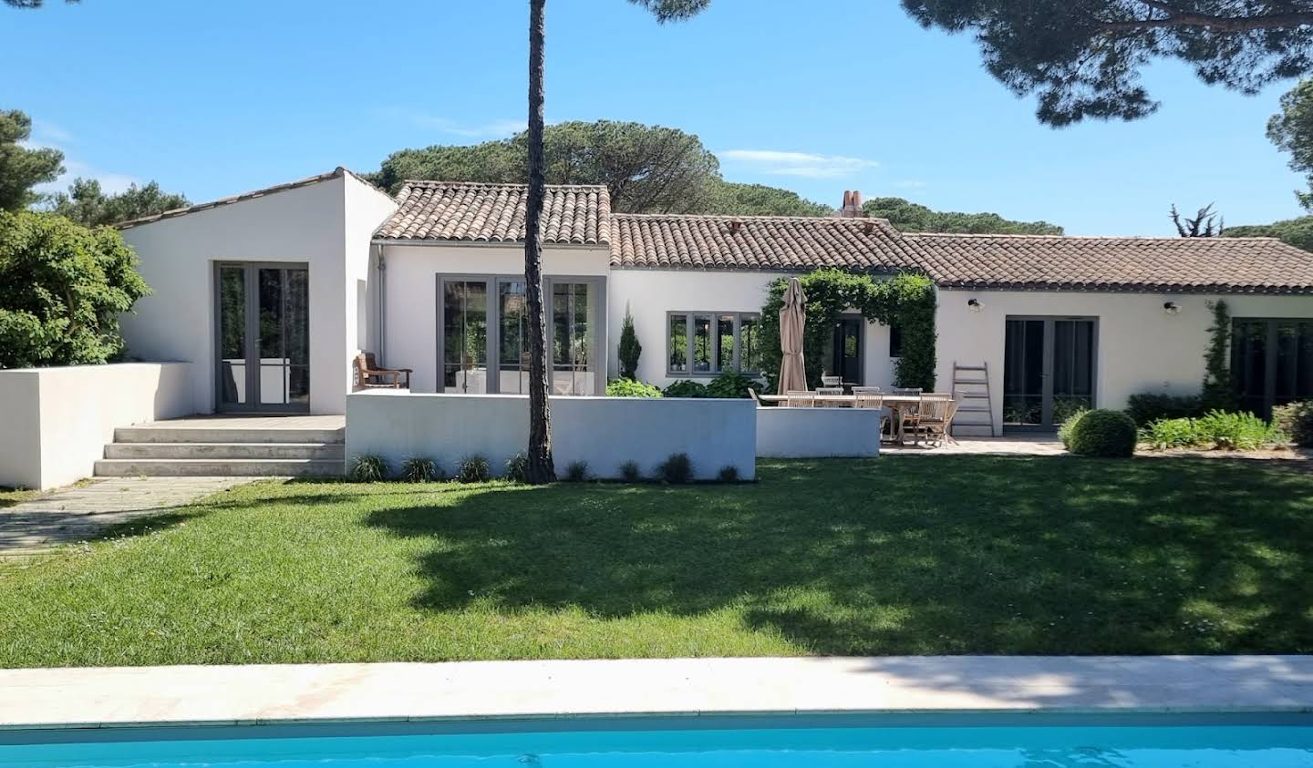 Villa with pool and garden Les Portes-en-Ré