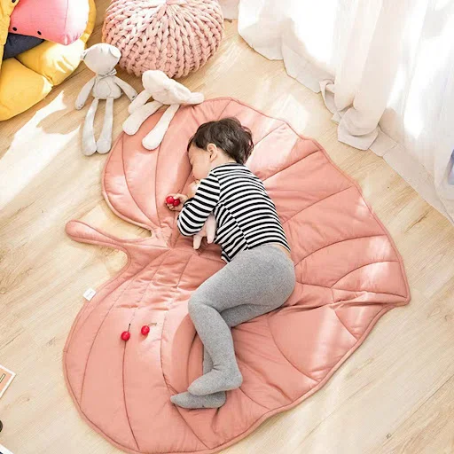 Fashion Creative Leaf Heart-shaped Blanket Carpet Summer For Child And Pet Cat Dog Mat Comfort Throw Mat Home Decor Carp