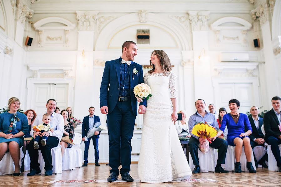 Fotógrafo de casamento Timur Kalenchuk (berestima7). Foto de 28 de março 2017