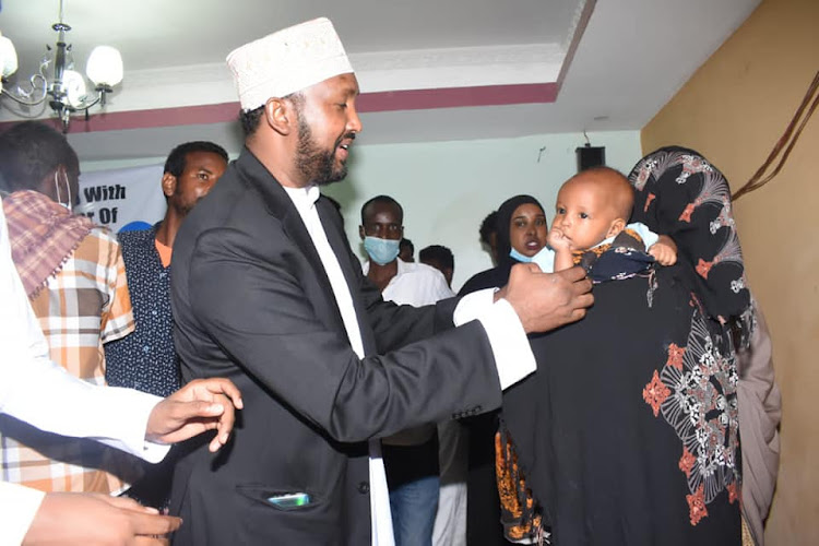 Wajir governor aspirant Siyad Abdullahi interacts with residents in Wajir town.