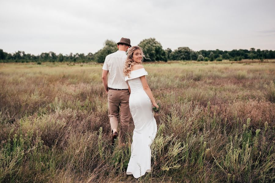 Fotografo di matrimoni Mikola Semak (fotonik81). Foto del 11 marzo 2021