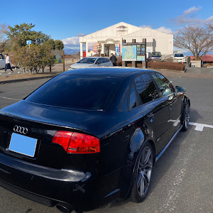 RS4 セダン