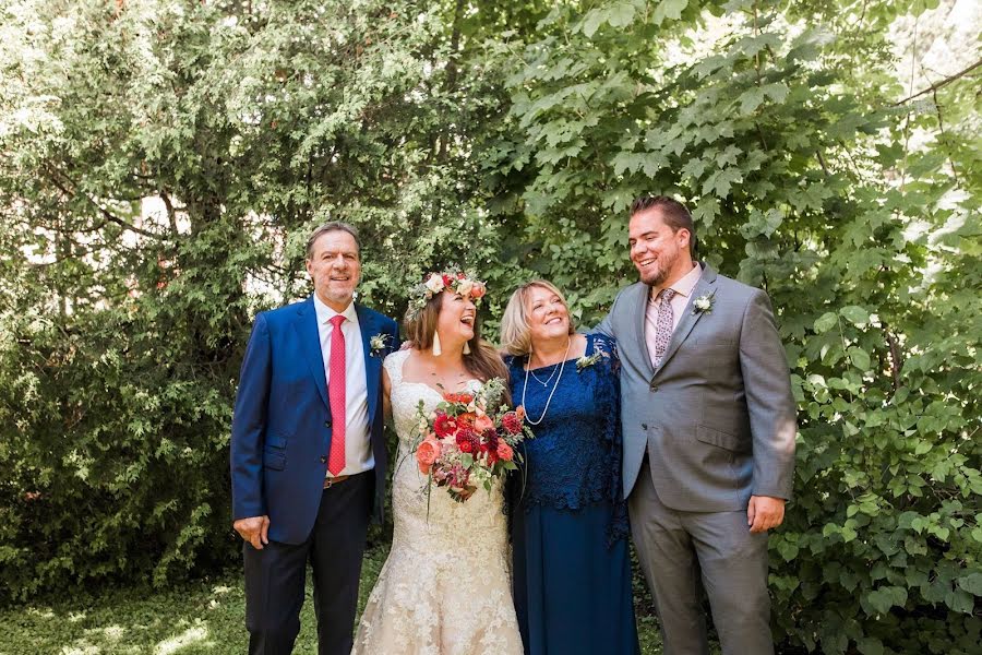 Wedding photographer Manoucheka (manoucheka). Photo of 10 May 2019