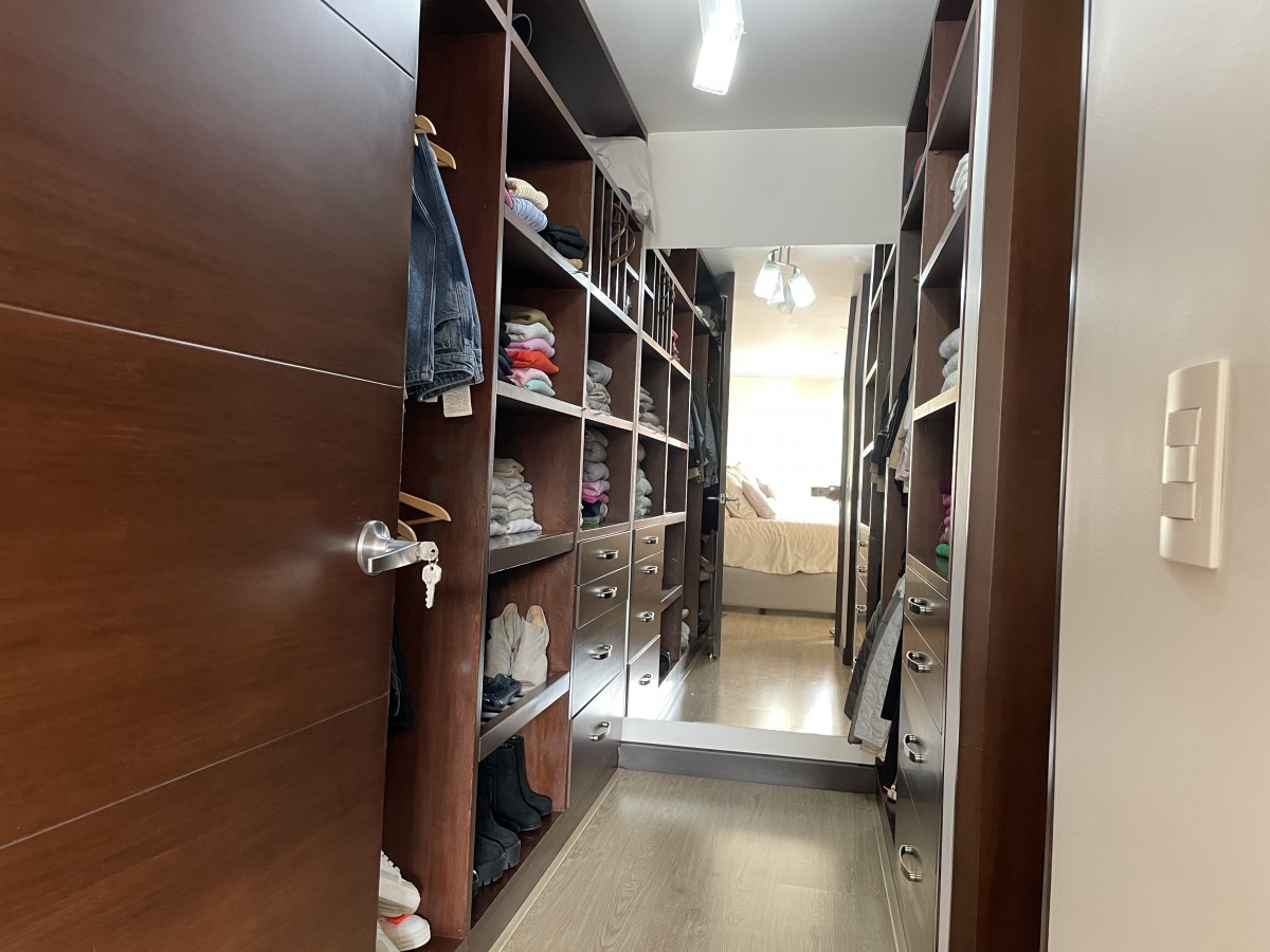 Apartamento En Venta - Los Rosales, Bogota