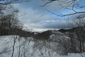 大日ヶ岳（右）方面