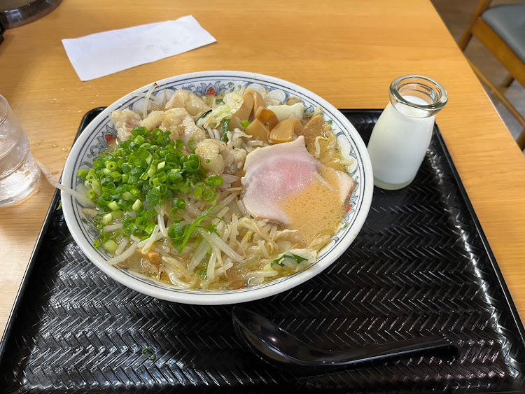レパードの本当にタイヤ屋さん？・ドライブインミッキー・カーボンクリーニングお薦めですに関するカスタム事例の投稿画像6枚目