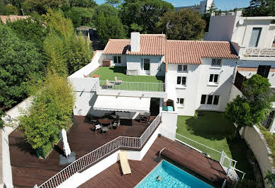 Villa with pool and terrace 19