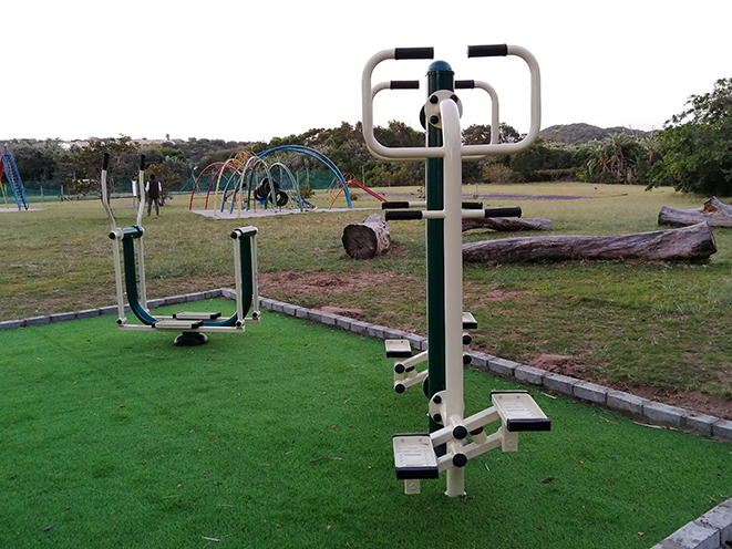 Ward 18 councillor Jason McDowell has used some of the ward’s allocated funds to install an outdoor gym at James Pearce Park in East London. New regulations will control vehicle access and ban alcohol from the park in an effort to curb illegal or disruptive behaviour.