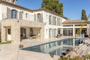 villa à Mougins (06)