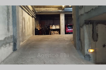 parking à Paris 14ème (75)