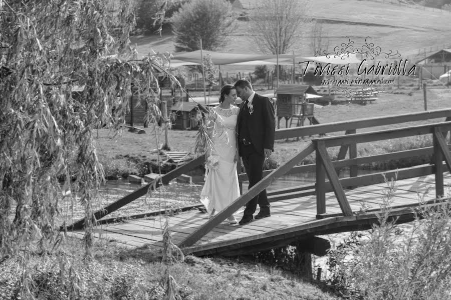 Fotografo di matrimoni Gabi Tövissi (tovissigabifoto). Foto del 3 marzo 2019