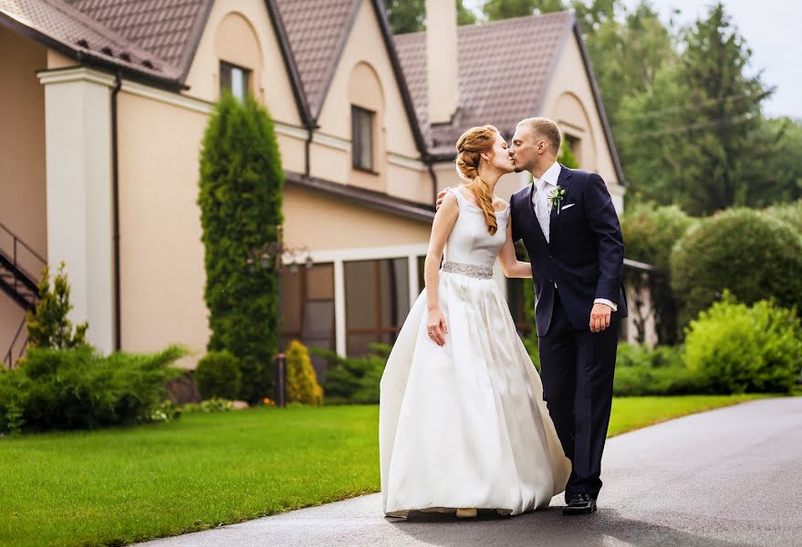 Wedding photographer Dmitriy Shemet (fotik71). Photo of 11 May 2016