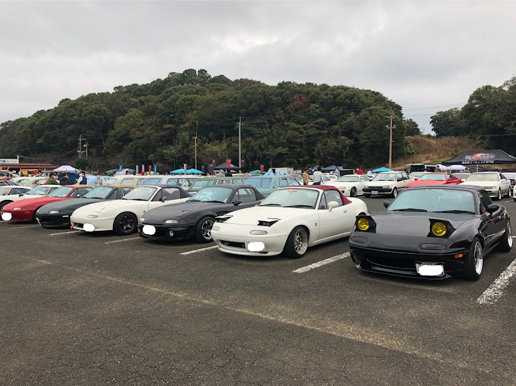 アルトワークスの福岡・クラシックカーミーティング・今買うと高いんだろうなぁ🤥・雨が降ったり止んだりに関するカスタム事例の投稿画像8枚目