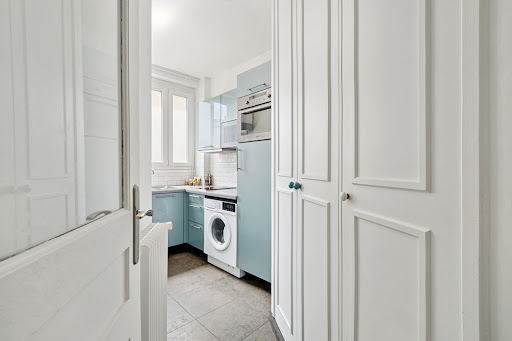 Apartment 4