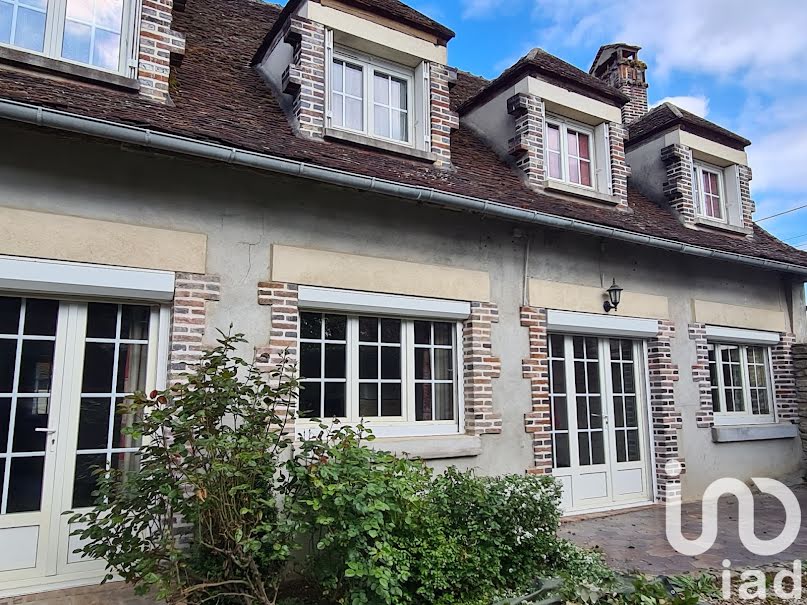 Vente maison 7 pièces 195 m² à Neuvy-Sautour (89570), 148 000 €