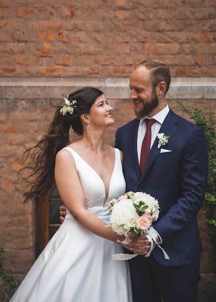 Nhiếp ảnh gia ảnh cưới Anna Jarlhäll (annajarlhall). Ảnh của 25 tháng 2 2022