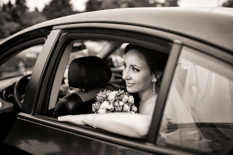 Wedding photographer Yuliya Klensheva (julsk). Photo of 24 October 2020