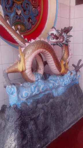 Dragon gate