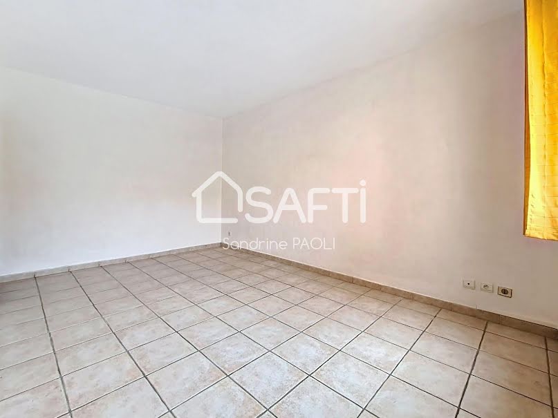 Vente appartement 1 pièce 24 m² à Saint-Laurent-du-Var (06700), 130 000 €