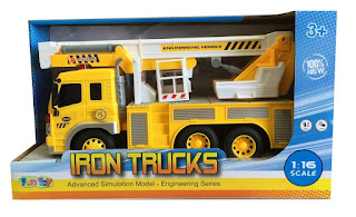 Машина пластиковая 4440410 Грузовик автокран Fun Toy за 768 руб.